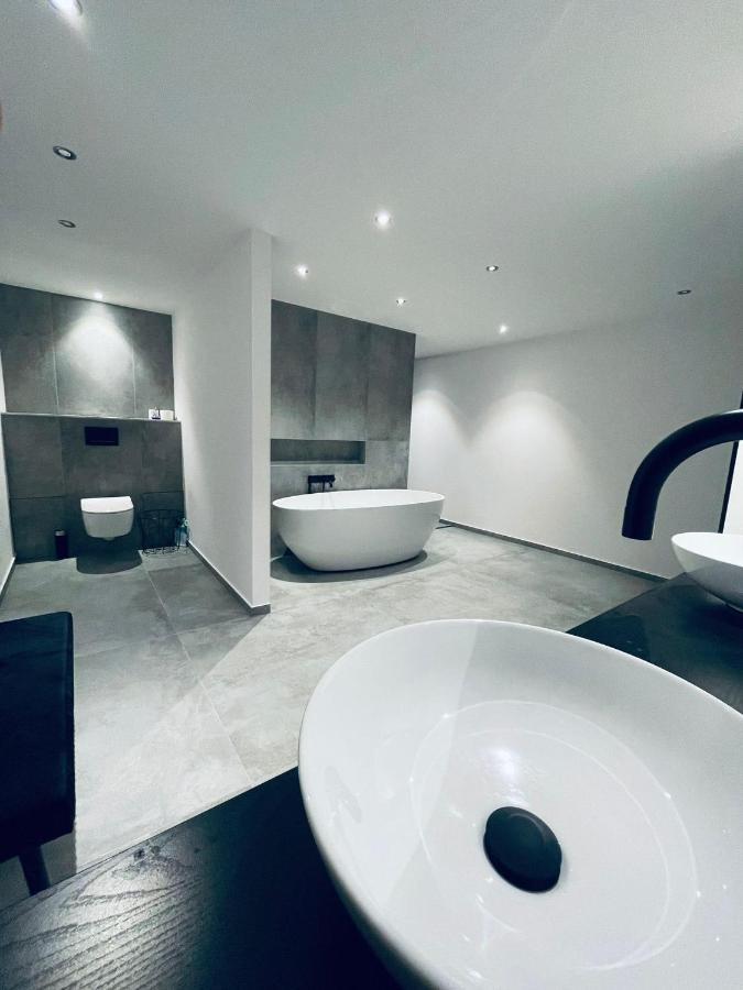 Studio Aan De Maas Apartment Zwijndrecht Luaran gambar