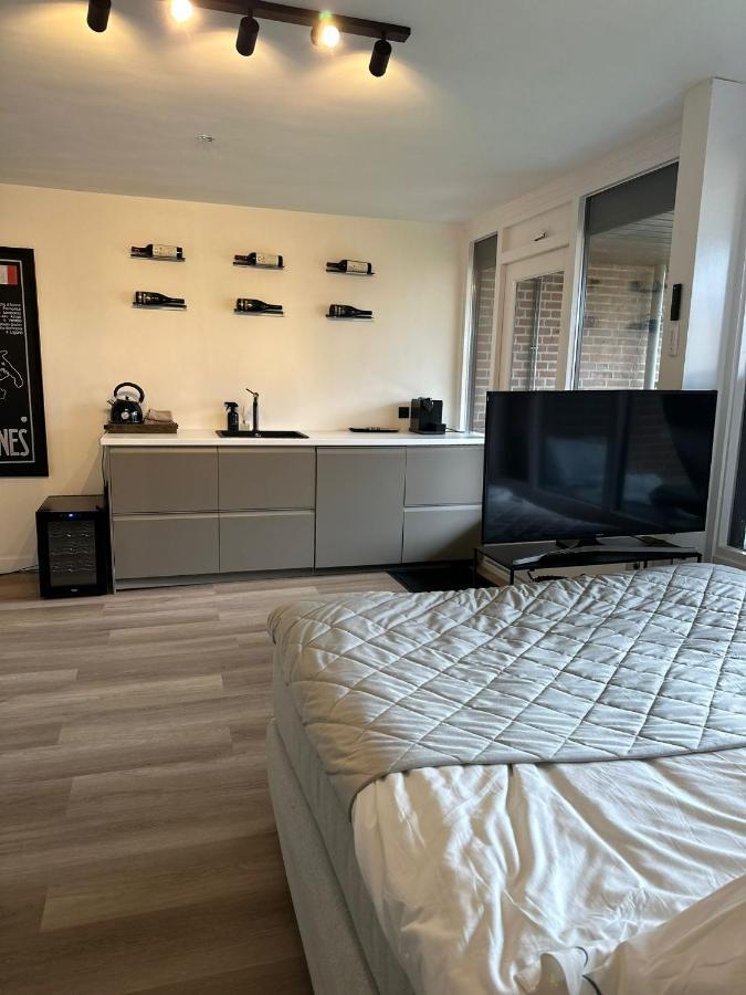 Studio Aan De Maas Apartment Zwijndrecht Luaran gambar