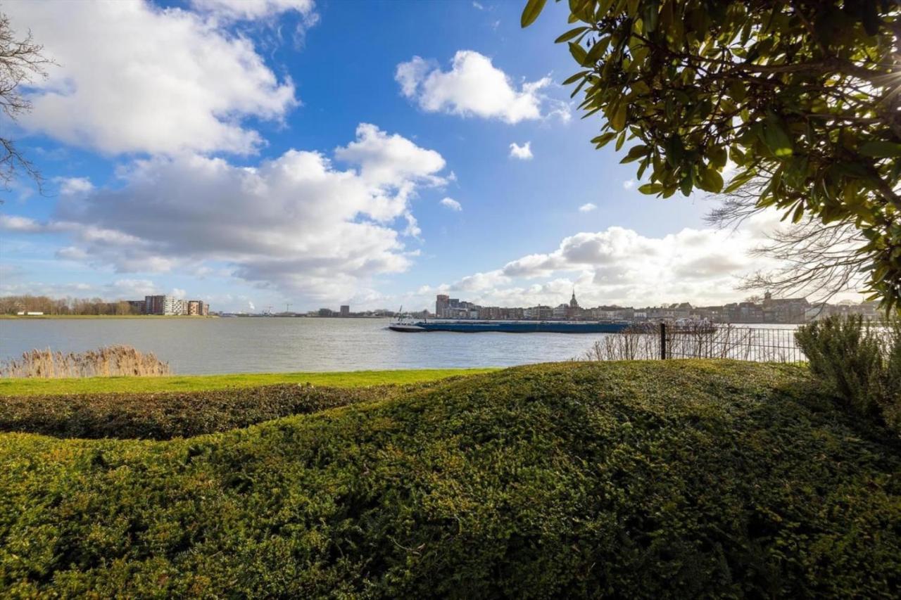 Studio Aan De Maas Apartment Zwijndrecht Luaran gambar